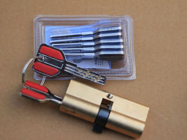 南海24小时上门开锁公司